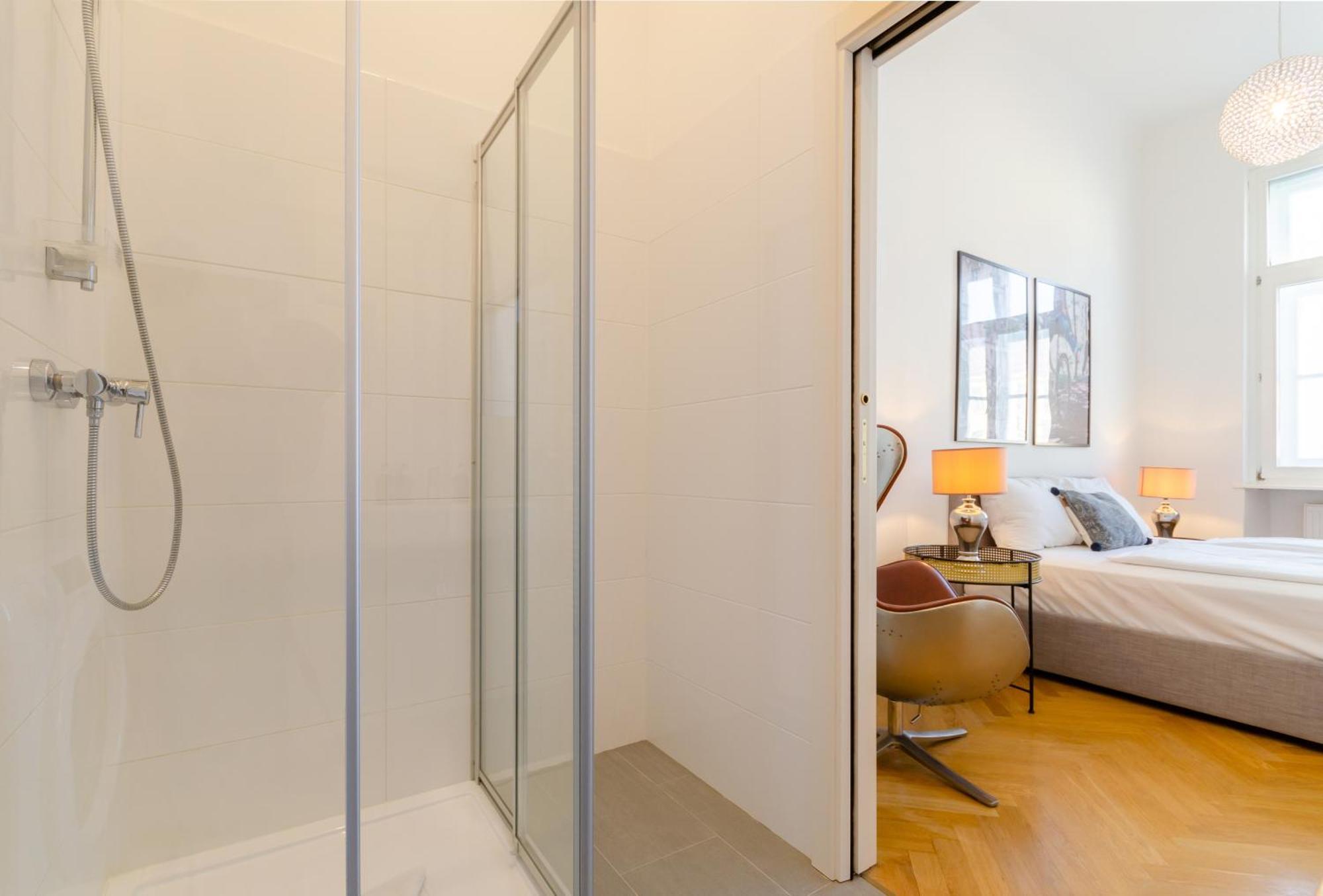 Charming Historical Near Centre Wien