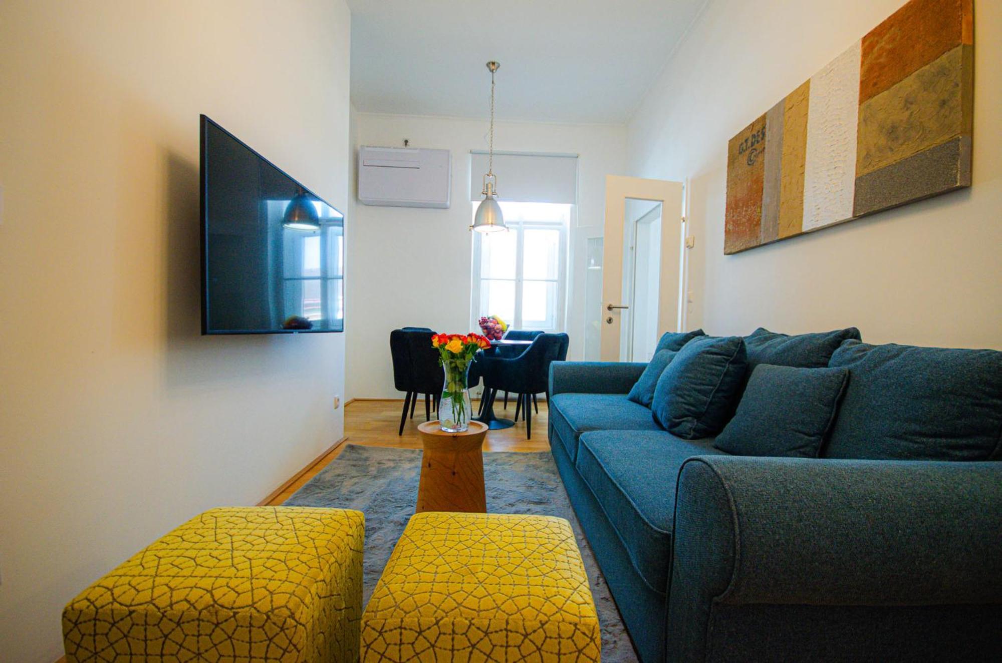 Charming Historical Near Centre Wien